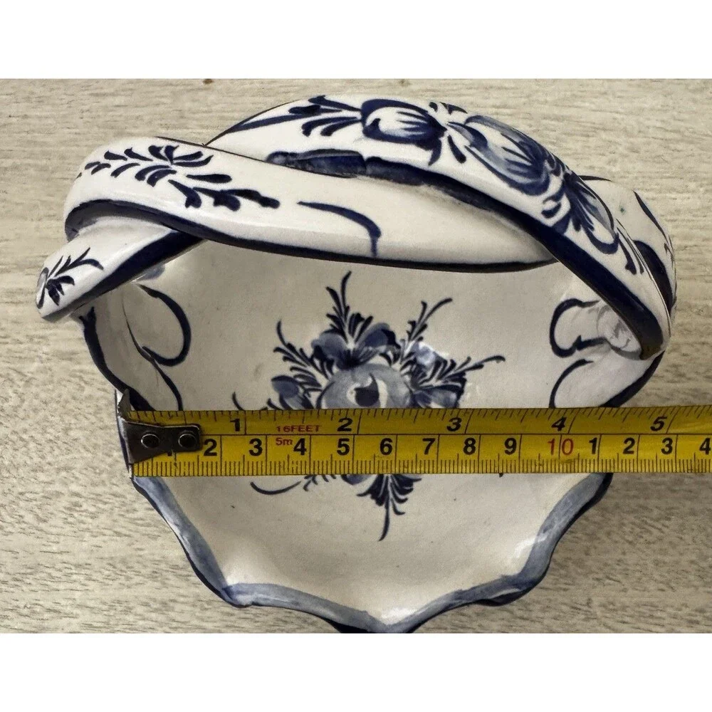 Vintage 1988 Hand Painted For Macy’s Ceramic Basket Blue White Floral Italy